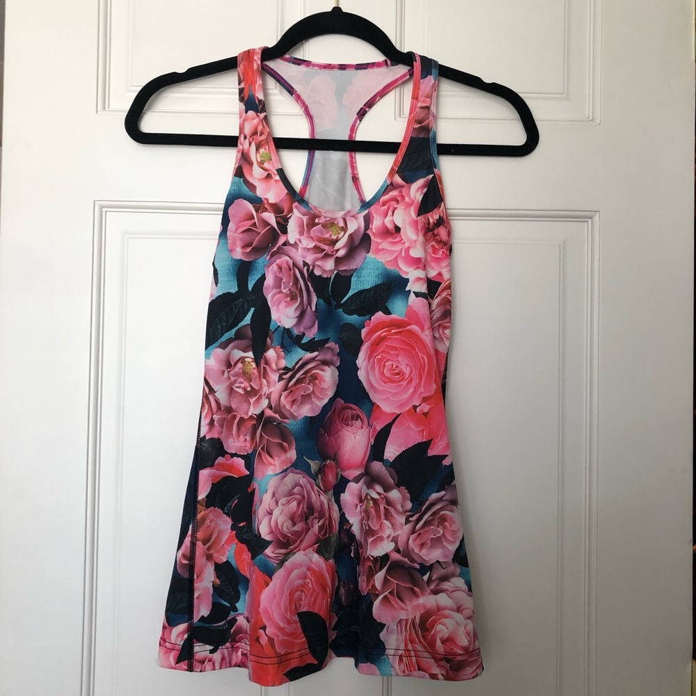 LULULEMON tank top
